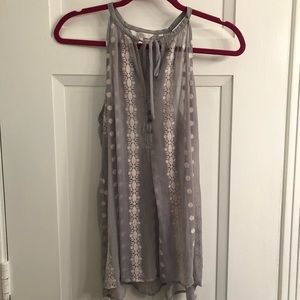 Super cute dressy top!